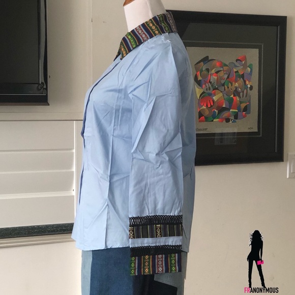 Style Mafia Light Blue Button Front Top - Picture 3 of 4